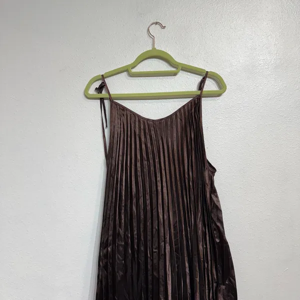 Annabelle Brown Satin Pleated Tie Strap Midi Dress Sz L NWT - Image 8