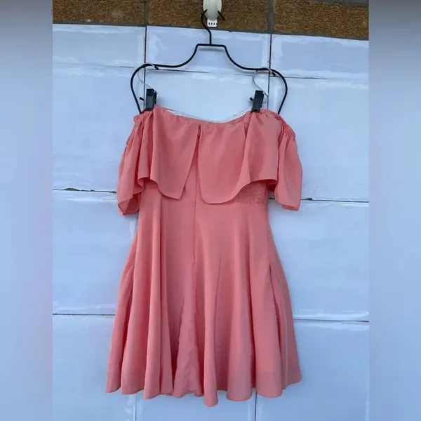 Amanda Uprichard Delilah coral Off Shoulder Silk Dress medium - Image 5