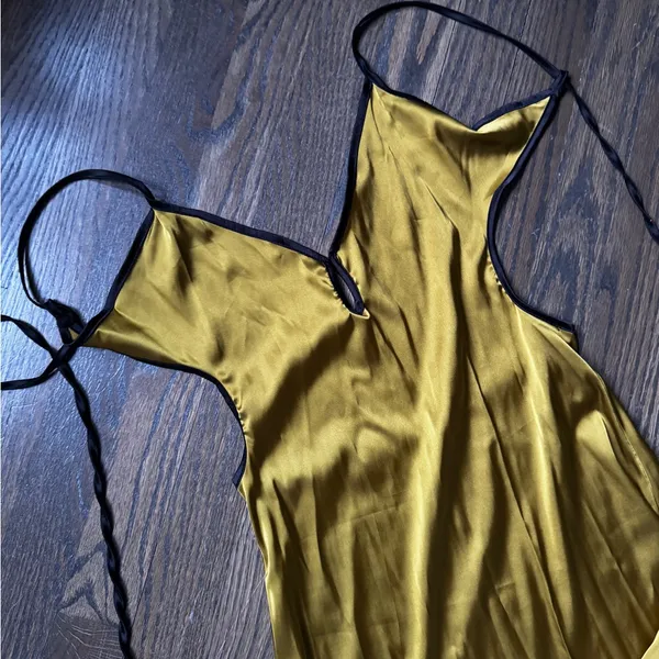 Commense mustard yellow green satin effect cutout backless strap tie maxi dress - Image 4