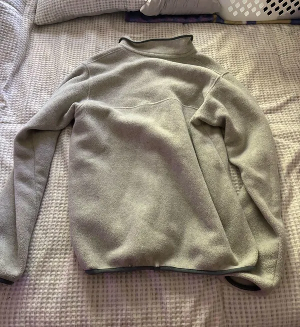 Patagonia Synchilla Pullover Fleece - Image 2