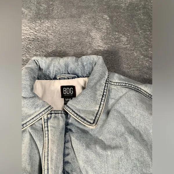 Urban outfitters BDG Light Blue Denim Jacket medium - Image 4