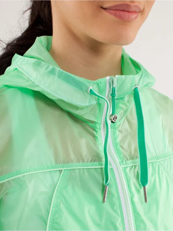 Lululemon Transparent-See Jacket
Fresh Teal / Very Green - Image 4