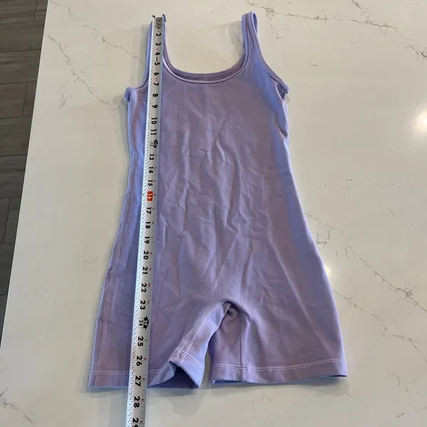 Aritzia TnAction TnaLIFE Shake-It‎ 5” Romper Purple Size XS - Image 7