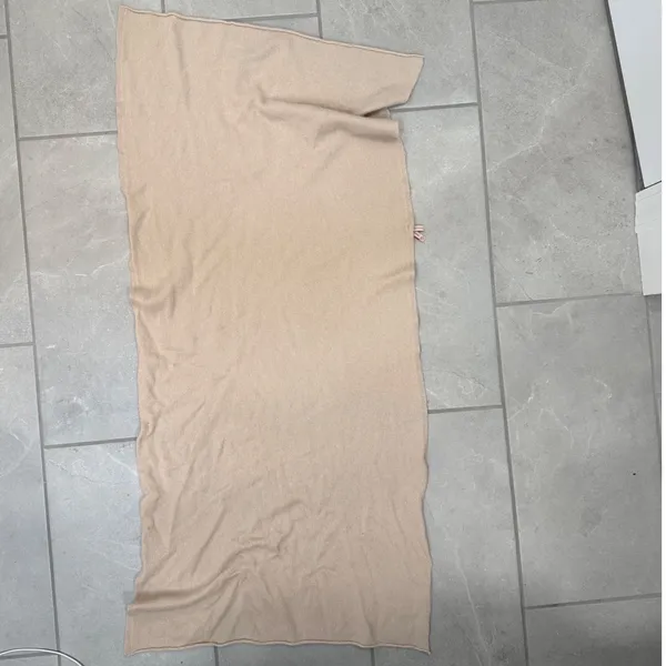 Red Envelope 100% Cashmere Scarf Small Tan - Image 2