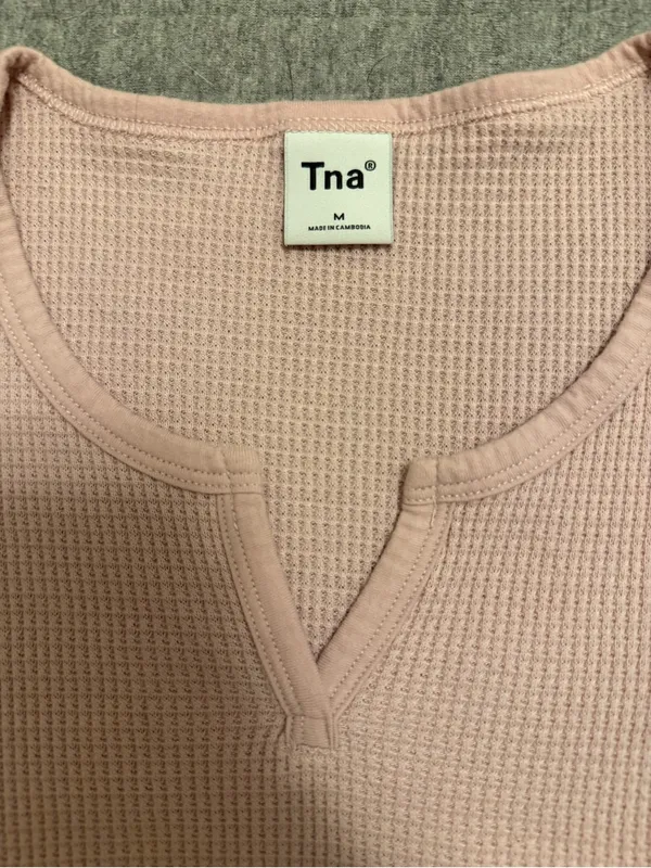 Aritzia TNA Waffle Tee Size M - Image 3
