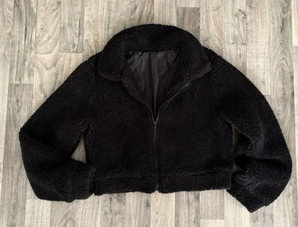 Zara Black Shearling cropped faux fur jacket coat - Image 2