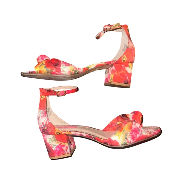Betsey Johnson Ivee floral ankle strap block heel sandals - Image 5