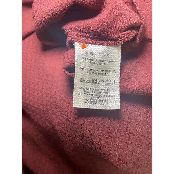 Maeve Anthropologie Rust Red Smocked Shoulder Button Front‎ Blouse Size 4 - Image 5