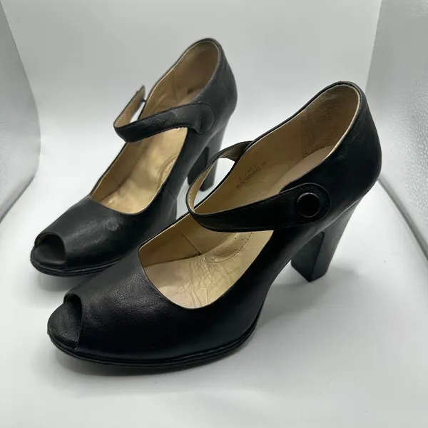 Born Black Leather Mary Jane Peep Toe Block Heels Pumps W31041 Size 9 / 40.5 - Image 2