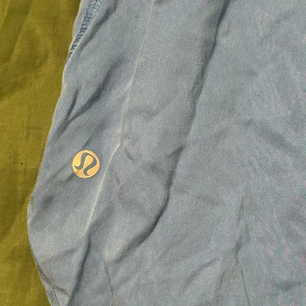 Lululemon tank top size 6 - Image 5