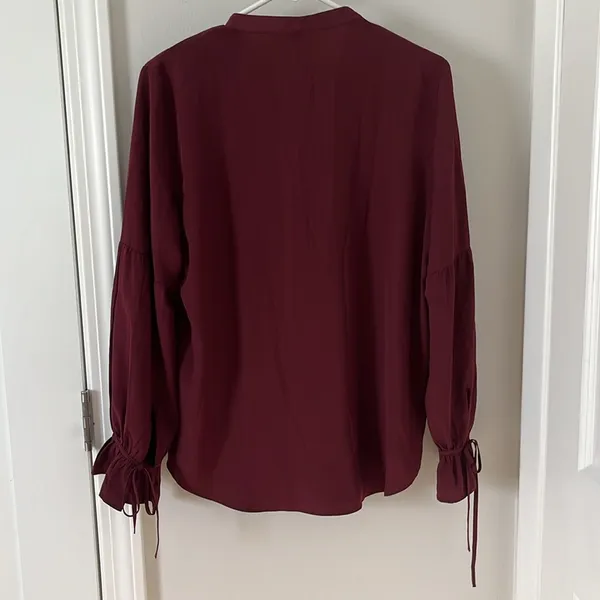 Burgundy long sleeve blouse in size M from Ann Taylor - Image 6