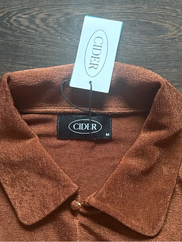Cider Long Sleeve Button Down Crop Top Bronze Brown Medium - Image 2
