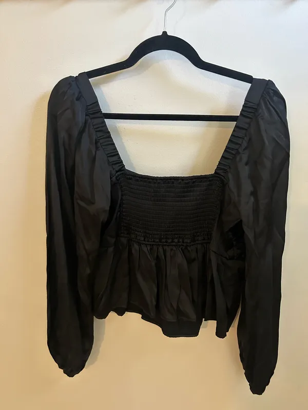 Abercrombie Emerson Blouse Satin Smocked Black - Image 4