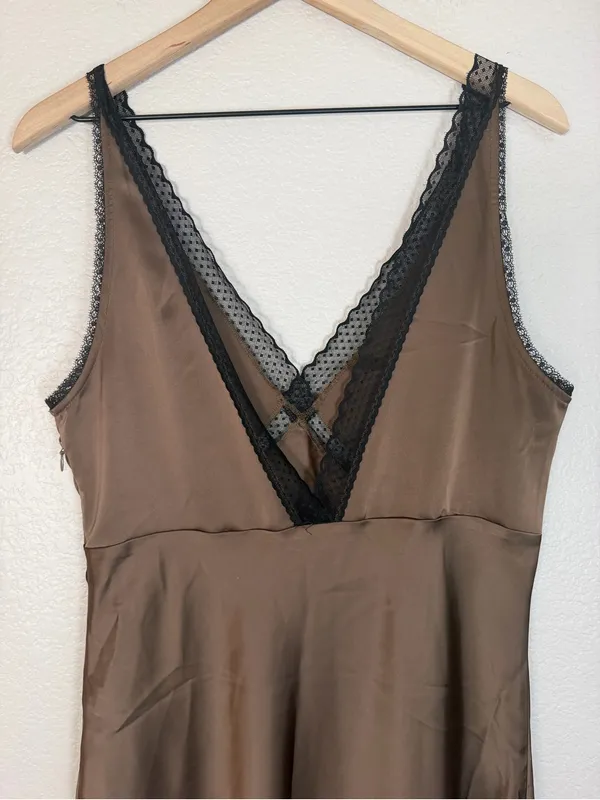 House Of Harlow 1960 Brown Satin Maxi Dress With Black Lace Trim size Large $198 - Image 8