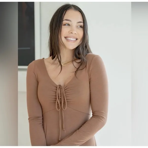 Sozy Soft Sarah Midi Dress Long Sleeve Ruched Bust‎ Thumbholes Brown Small - Image 2