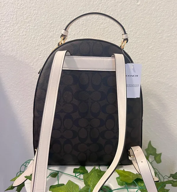 Coach Jordyn Backpack In Signature Canvas With Varsity Motif CB871 - Image 3