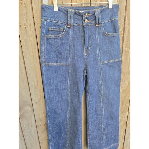 Mica Boutique Denim Wide Crop Super High size 28 Double Button Waist - Image 3