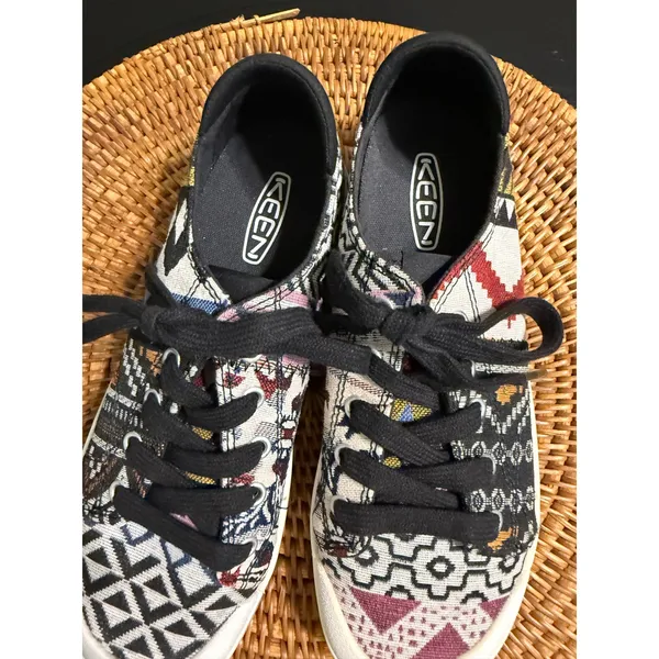 Keen Elsa Sneakers Womens 7 Multi Color Geometric Tapestry Low Top Lace Up Shoes - Image 4