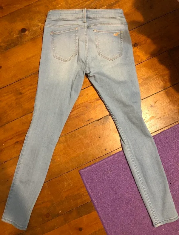 Hollister Jeans - Image 2