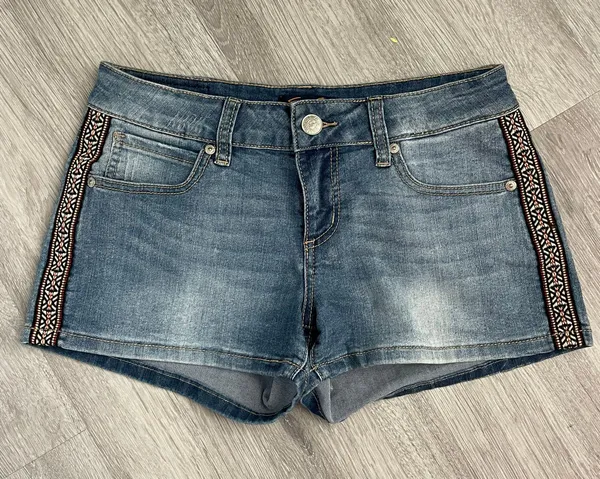 Denim Jean Embroidered Shorts - Image 2
