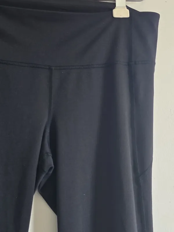 Under Armour Black Straight-Leg Performance Pants - Image 6