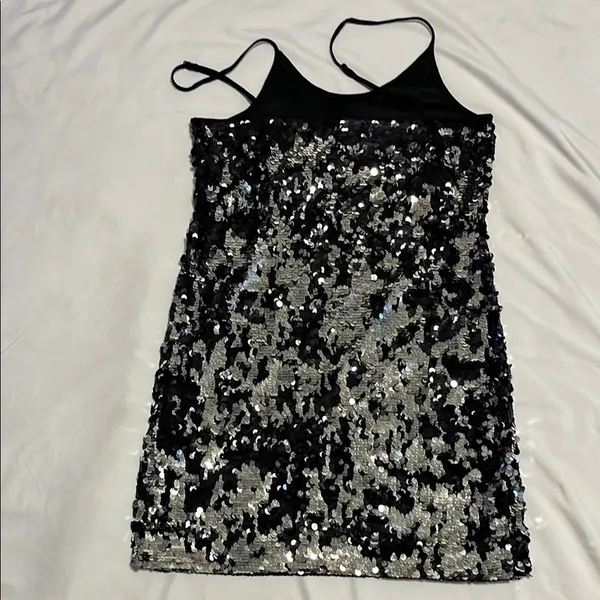 Sparkling Black and Silver Sequin Dress Size L - Image 5