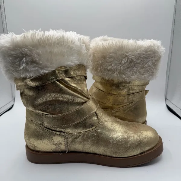 G by Guess Gold Metallic Faux Fur Fold Over Winter Boots Women’s 6 NWOB - Image 5