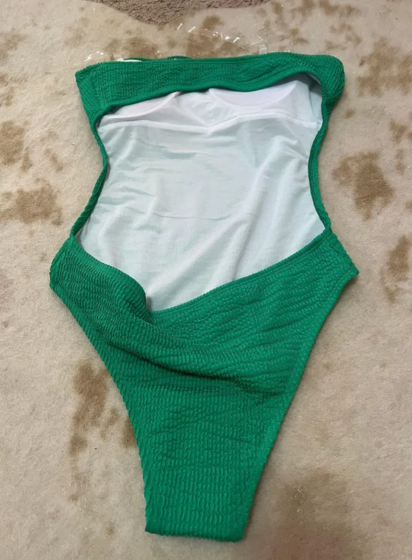 These Three Boutique Textured Green One Piece Swimsuit Medium - Image 6