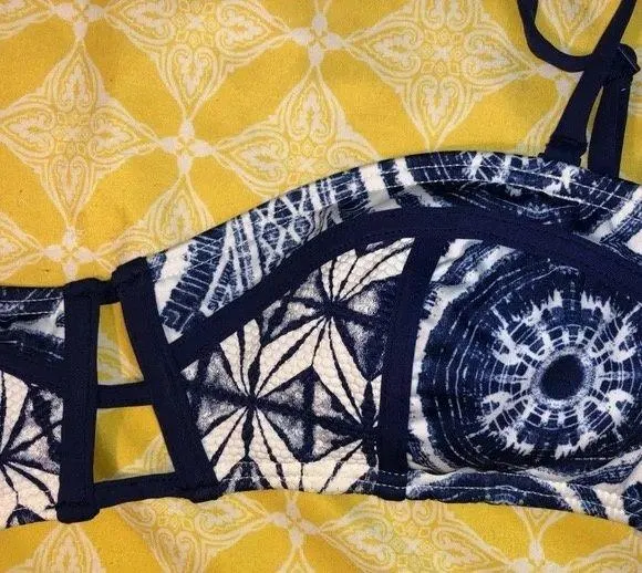 Roxy NWT  Visual Touch Bandeau bikini top- Large Blue - Image 6