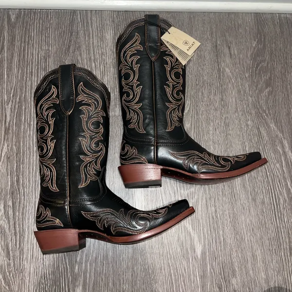 Ariat Hazen Ancient Black Western Boots - Image 2