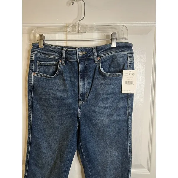 Free People Frayed Hem Skinny Leg 28" Inseam Women's Denim Jeans NWT Capri Blue - Image 5