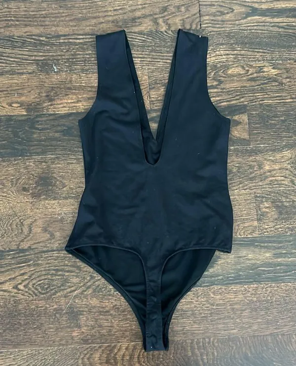Free People‎ V Neck Bodysuit - Image 2