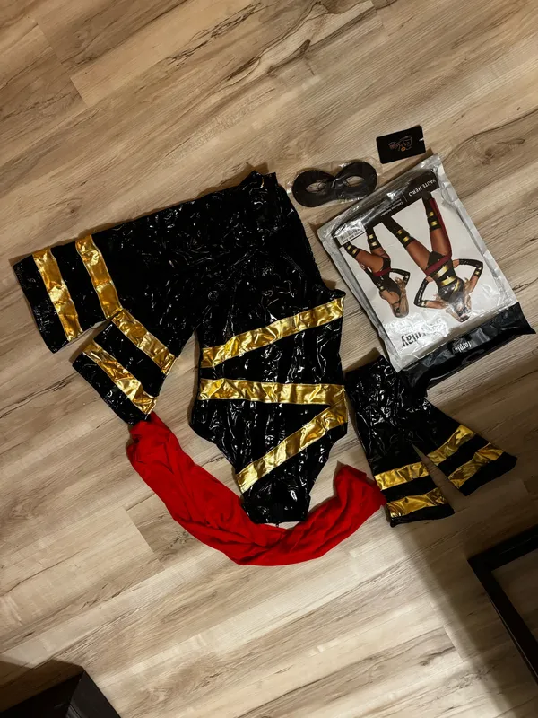 Spirit Halloween Never worn — brand new “Haute Hero” Halloween costume by Forplay! - Image 3