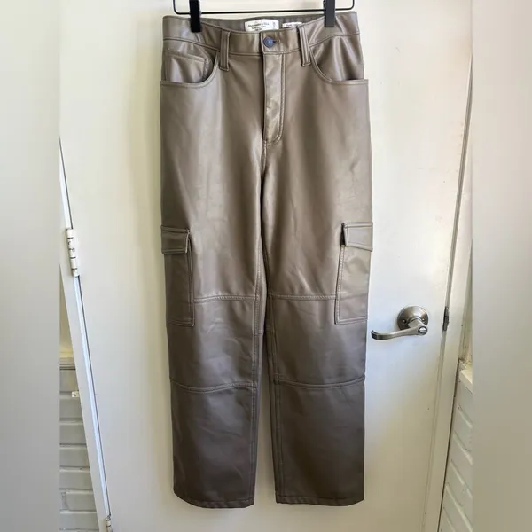 Abercrombie and Fitch Curve Love‎ Vegan Leather 90s Relaxed Pants 6 boho grunge - Image 2