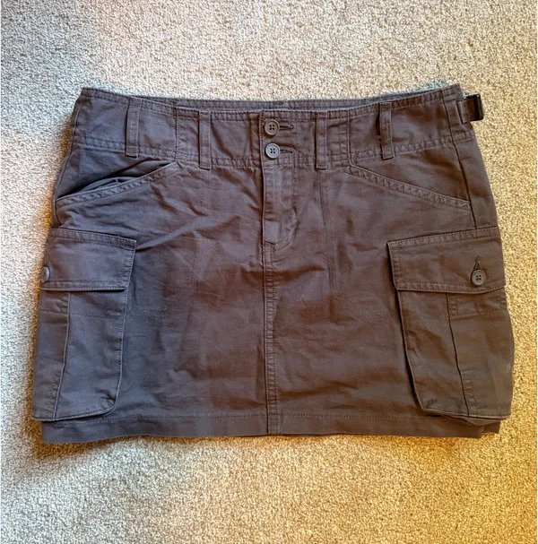 Brandy Melville Brown Cargo Mini Skirt - Image 4