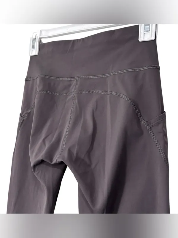 Peloton Essential Tulip Together We Go Far Gray Athletic Leggings Size Small - Image 9