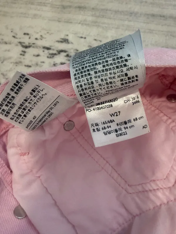 Levi’s bubble gum Pink 501 Denim High-Rise Shorts button fly - Image 7