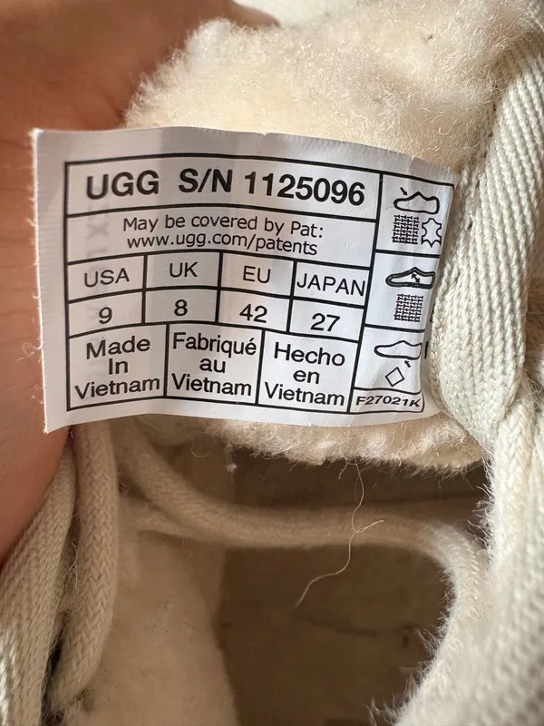 UGG Boots Women’s White - Image 7