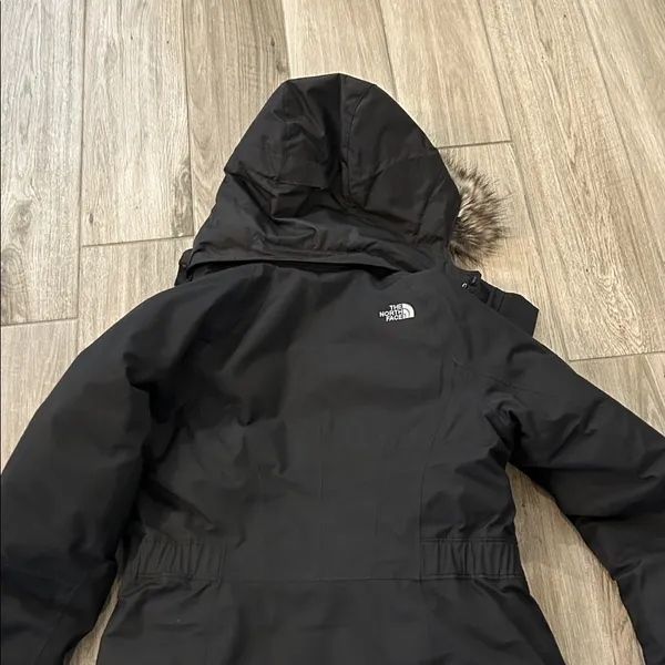 The North Face parka - Image 10