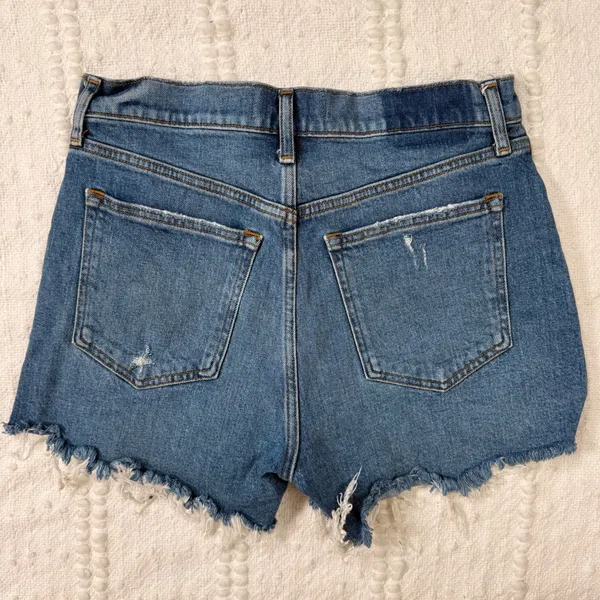 Abercrombie & Fitch The Mom Short High Rise Medium Wash Distressed Denim 28 6 - Image 2