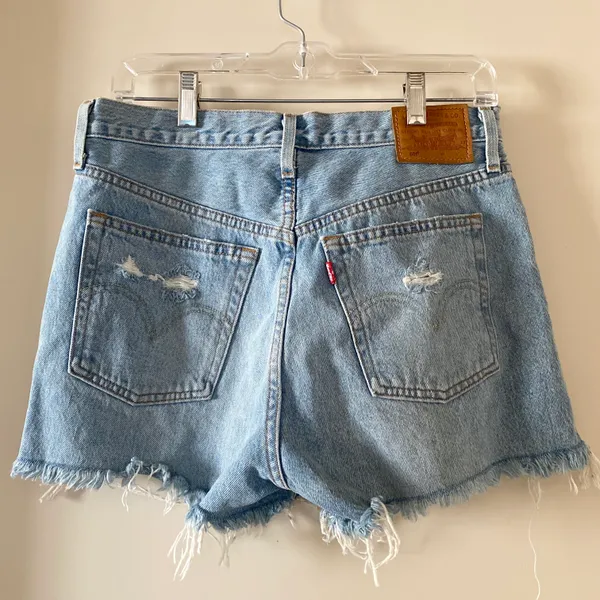 Levi's 501 High Rise Distressed Denim Cut-off Shorts in Fault Line - Image 4