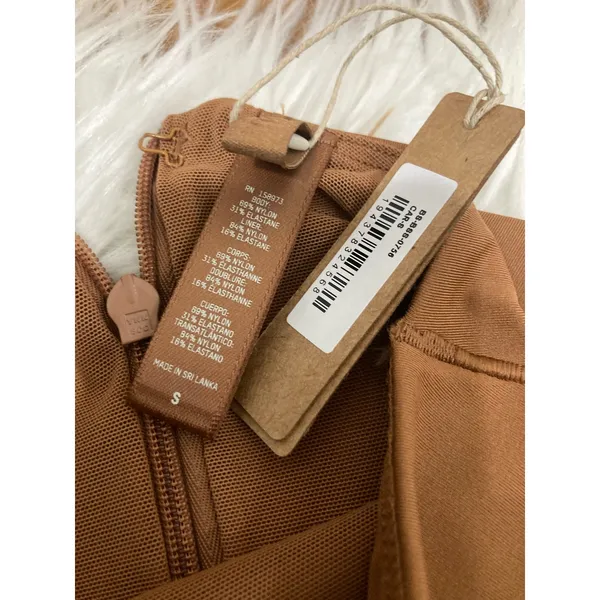 SKIMS Size Small ALL-IN-ONE LONG SLEEVE MID THIGH ONESIE CARAMEL NWT Jumpsuit - Image 7