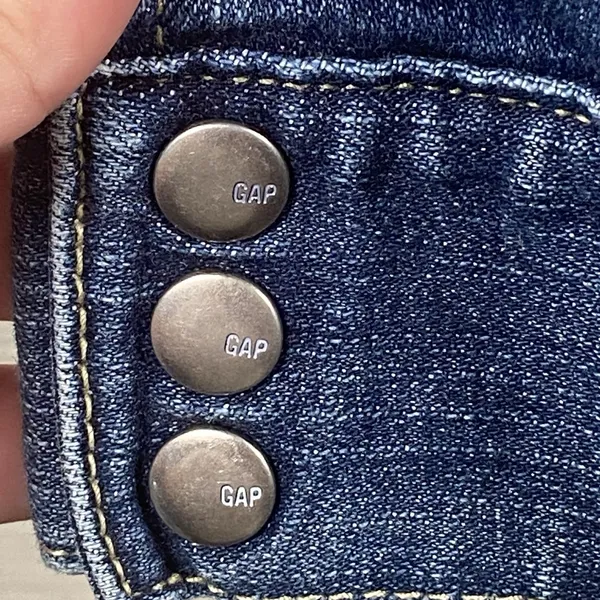 Gap Jeans Womens Size 6 Ultra Low Rise Cropped Blue Dark Wash Denim Buttons - Image 3