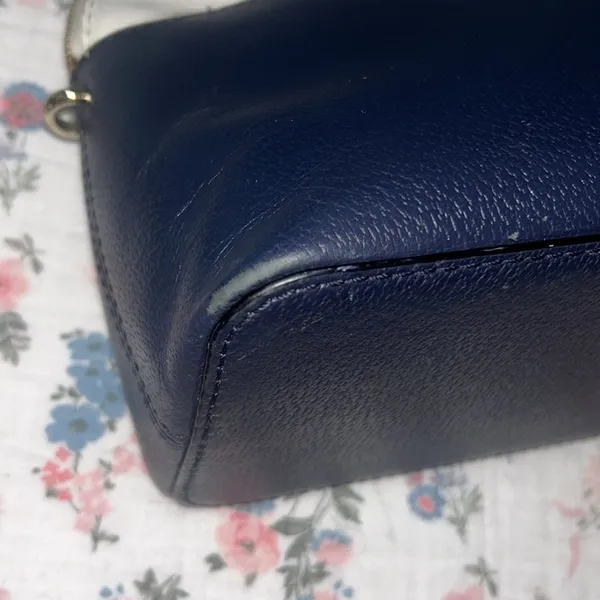 Kate Spade Navy and Cream Satchel with Structured Design - Image 9