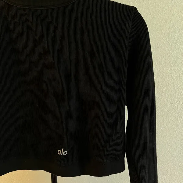Alo Black Ribbed Top - Image 6