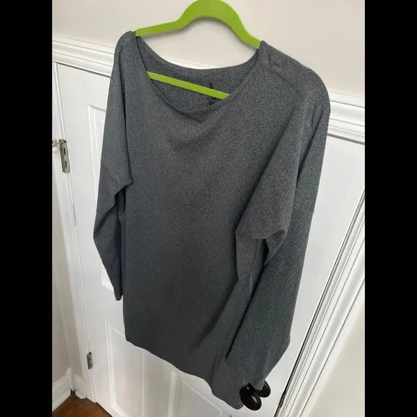 Lucy woman tunic‎ shirt size XL - Image 2