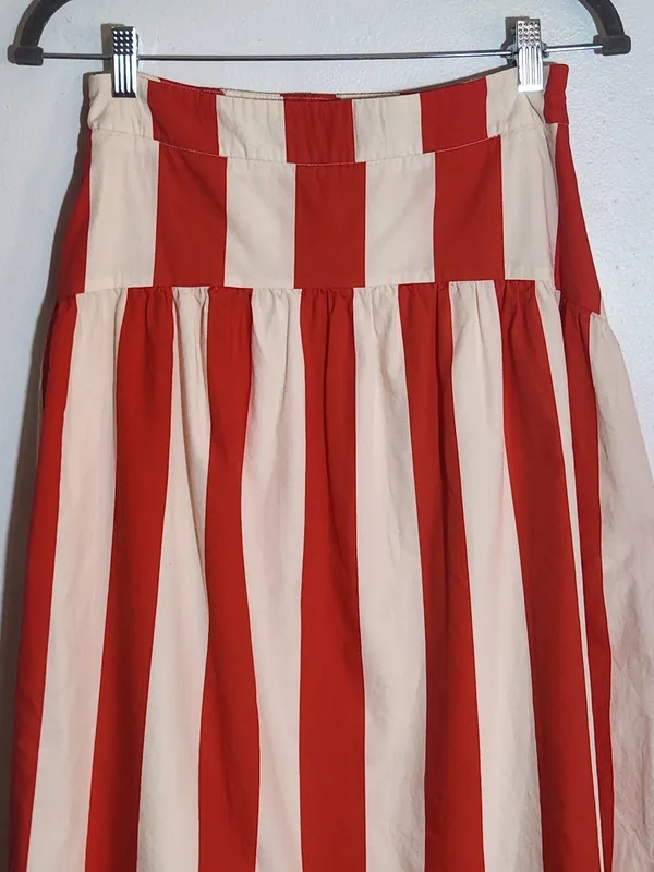Avara Red and Cream Stripe Midi Skirt Size 6 - Image 2