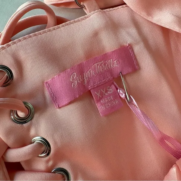NWT Dolls kill Sugar Thrillz Peach Satin Corset Top size xxs - Image 6