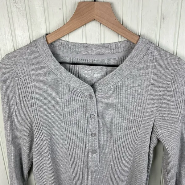 Aerie Women's Long Sleeve Thermal Henley Shirt Ribbed Knit Tee Grey Size XL - Image 3