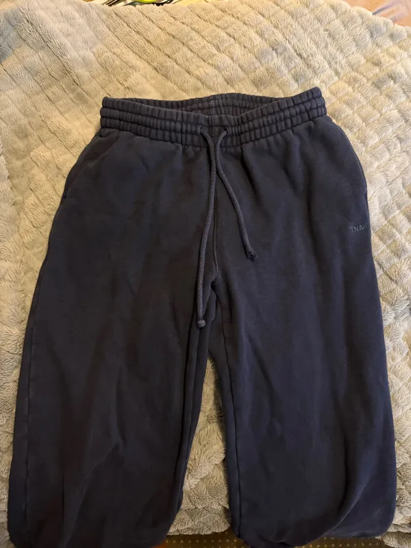 Aritzia TNA Cozy Boyfriend Fleece Sweatpants - Image 2